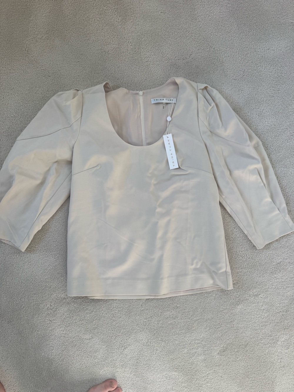 Trina Turk Cream Puff-Sleeve Ponte Blouse